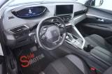 PEUGEOT 3008 5 thumb