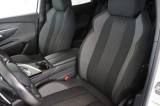 PEUGEOT 3008 6 thumb