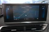 PEUGEOT 3008 14 thumb