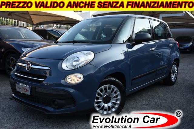 FIAT 500L Blu pastello