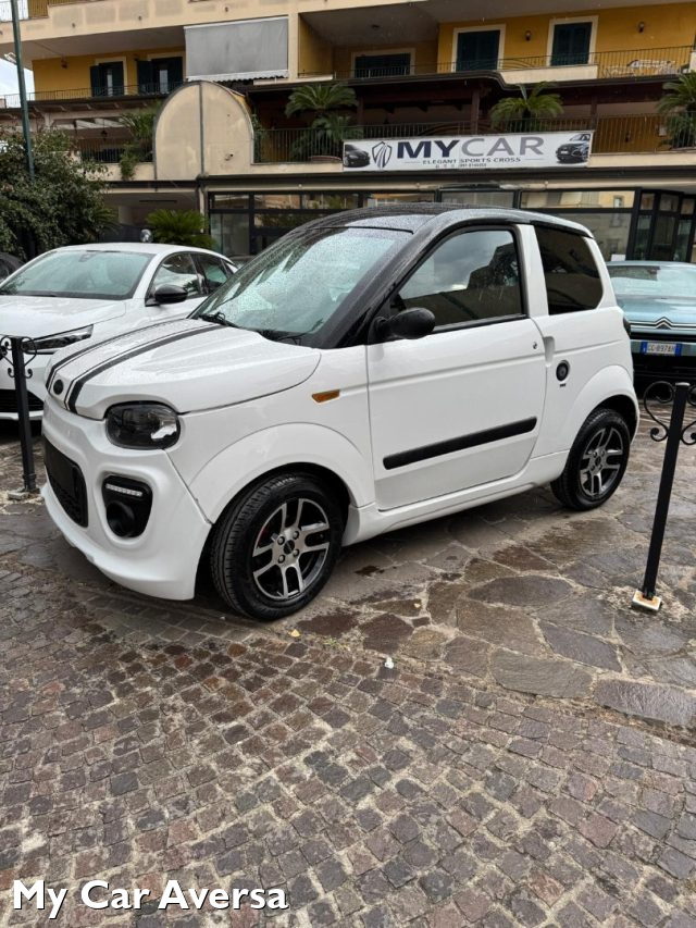 MICROCAR MGO 6 Bianco pastello