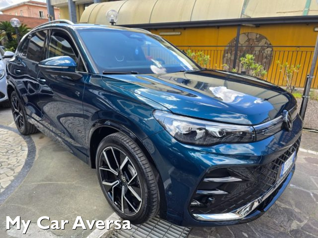 VOLKSWAGEN Tiguan Verde metallizzato