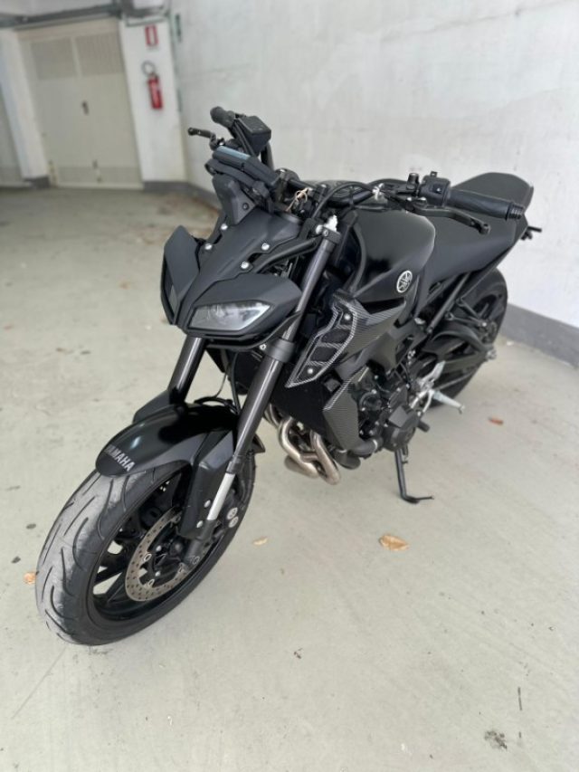 YAMAHA MT-09 Antracite pastello
