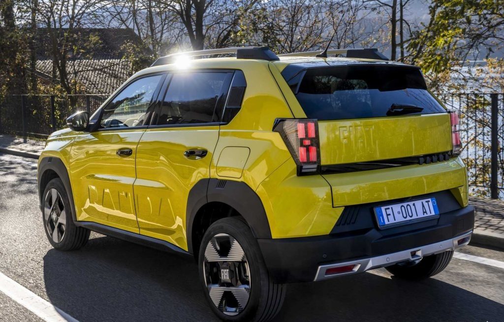 FIAT Grande Panda 1.2 Hybrid 110 CV S&S Pop - 16