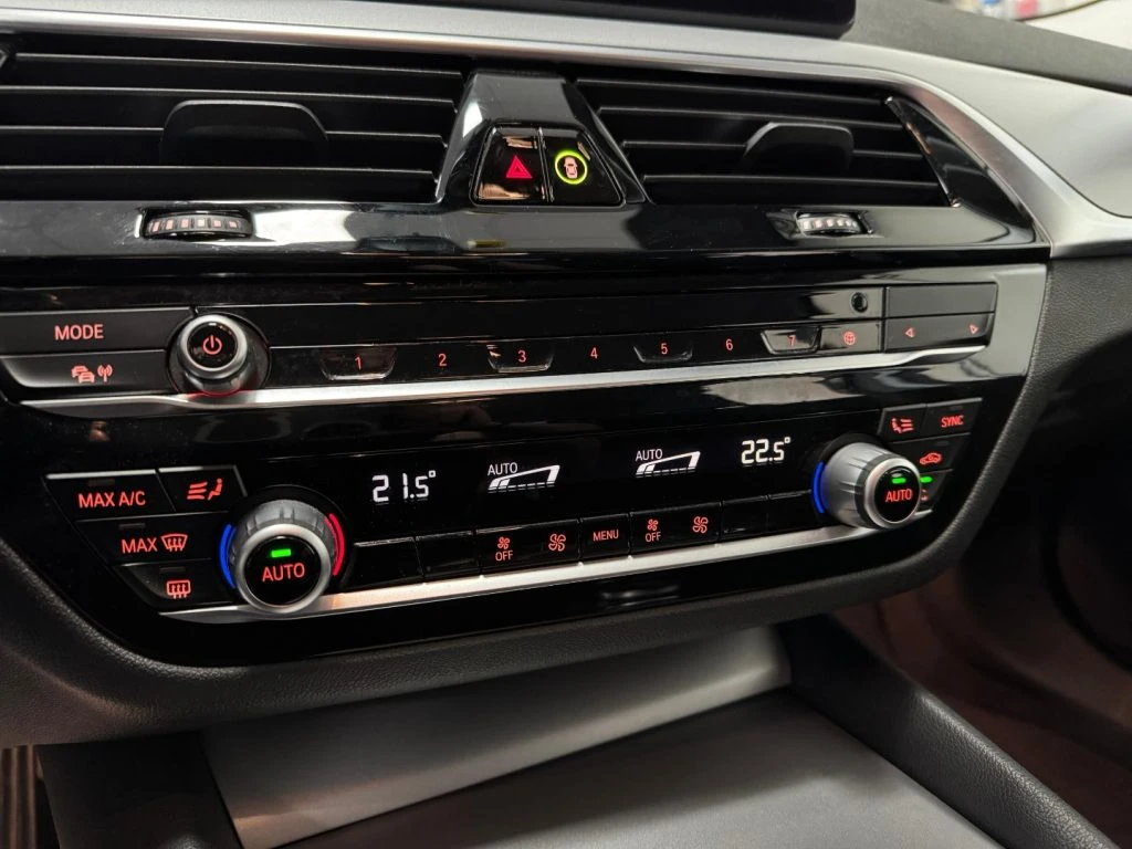 BMW 520 d 48V xDrive Touring Business IVA ESPOSTA - 9