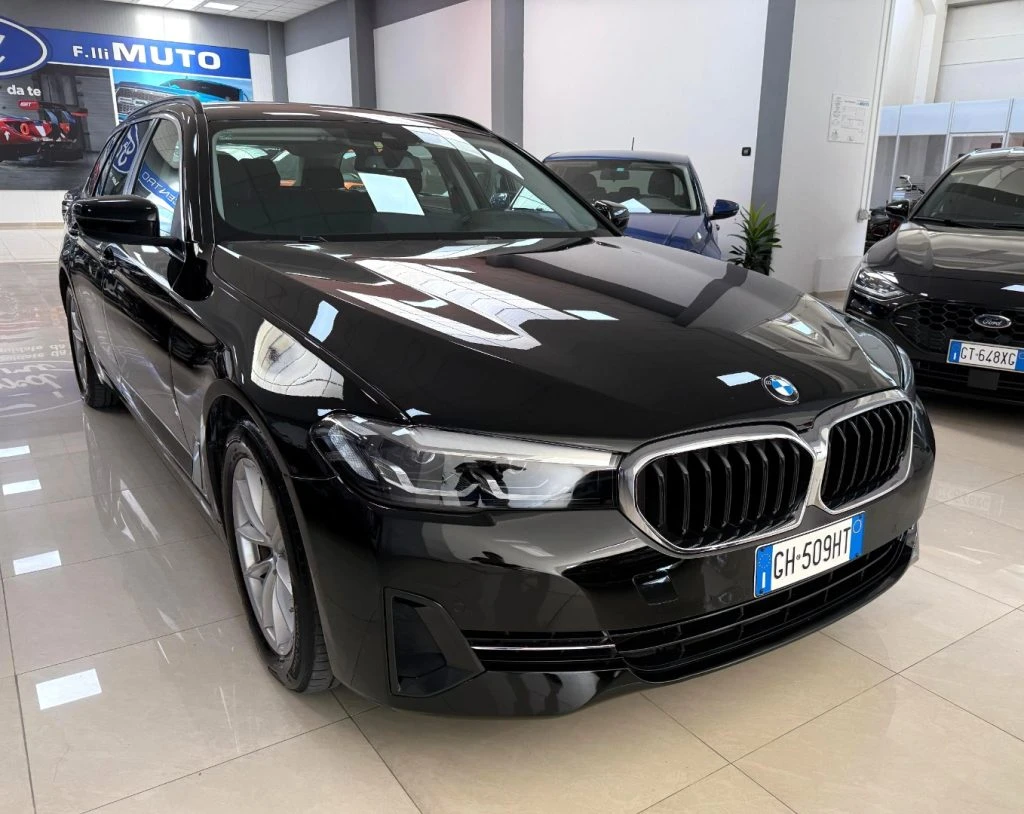 BMW 520 d 48V xDrive Touring Business IVA ESPOSTA - 3