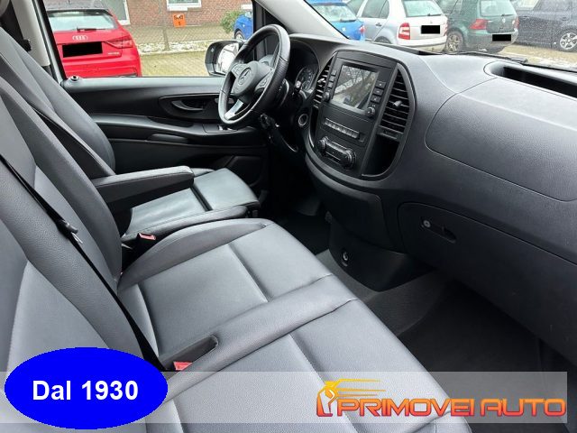 MERCEDES-BENZ Vito Argento metallizzato
