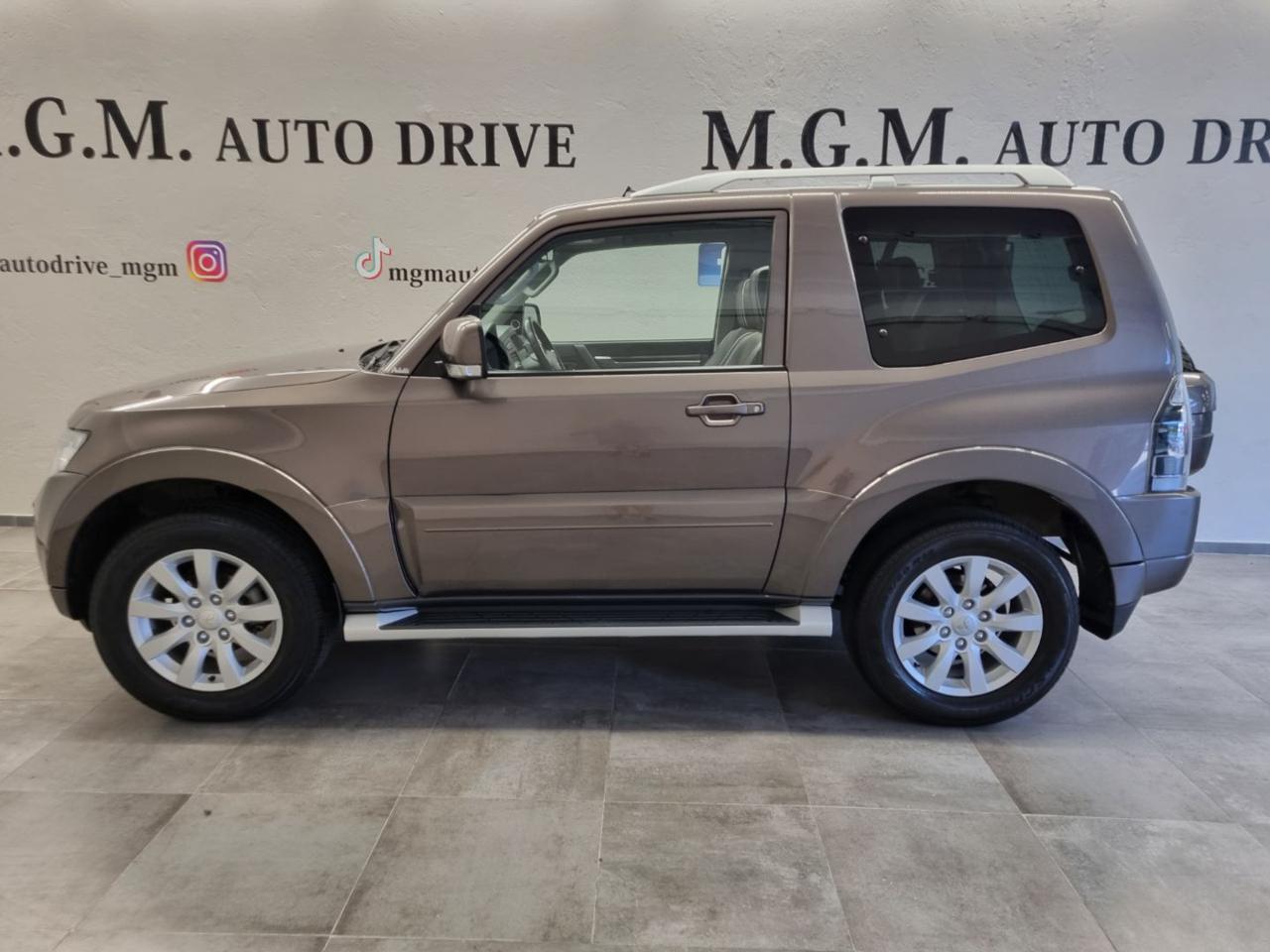 MITSUBISHI Pajero 3.2 DI-D 16V 3p. TETTO+PELLE - 2