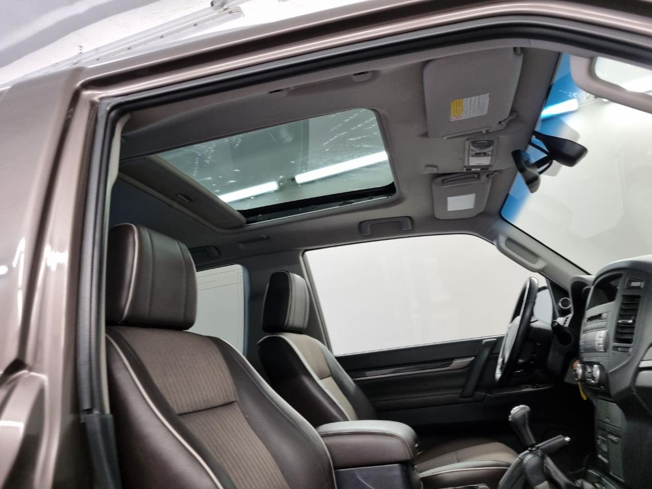 MITSUBISHI Pajero 3.2 DI-D 16V 3p. TETTO+PELLE - 23