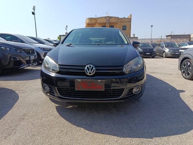 VOLKSWAGEN Golf Nero metallizzato