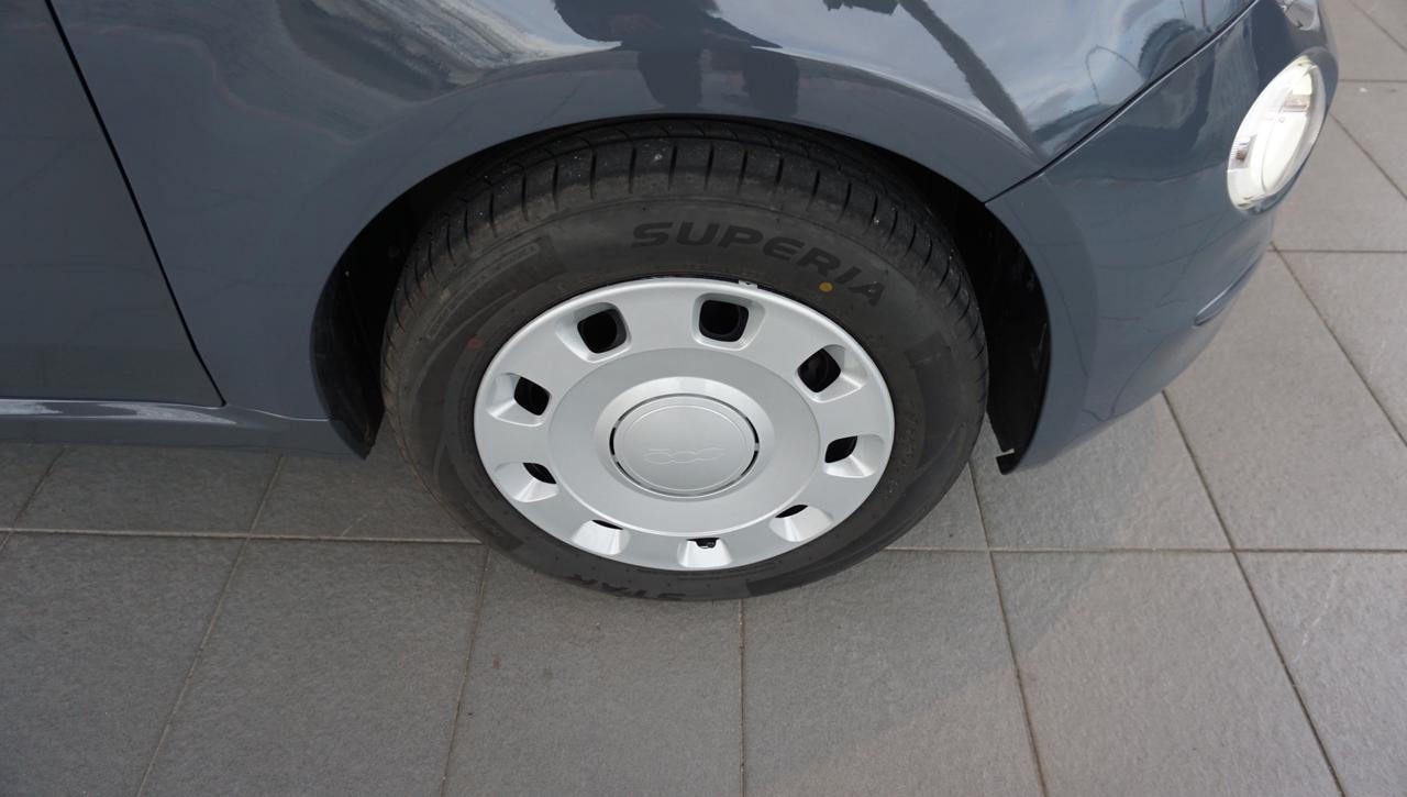FIAT 500 1.0 Hybrid Cult - 11