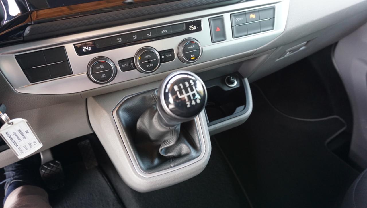 VOLKSWAGEN Caravelle 2.0 TDI 150CV PC Comfortline - 27