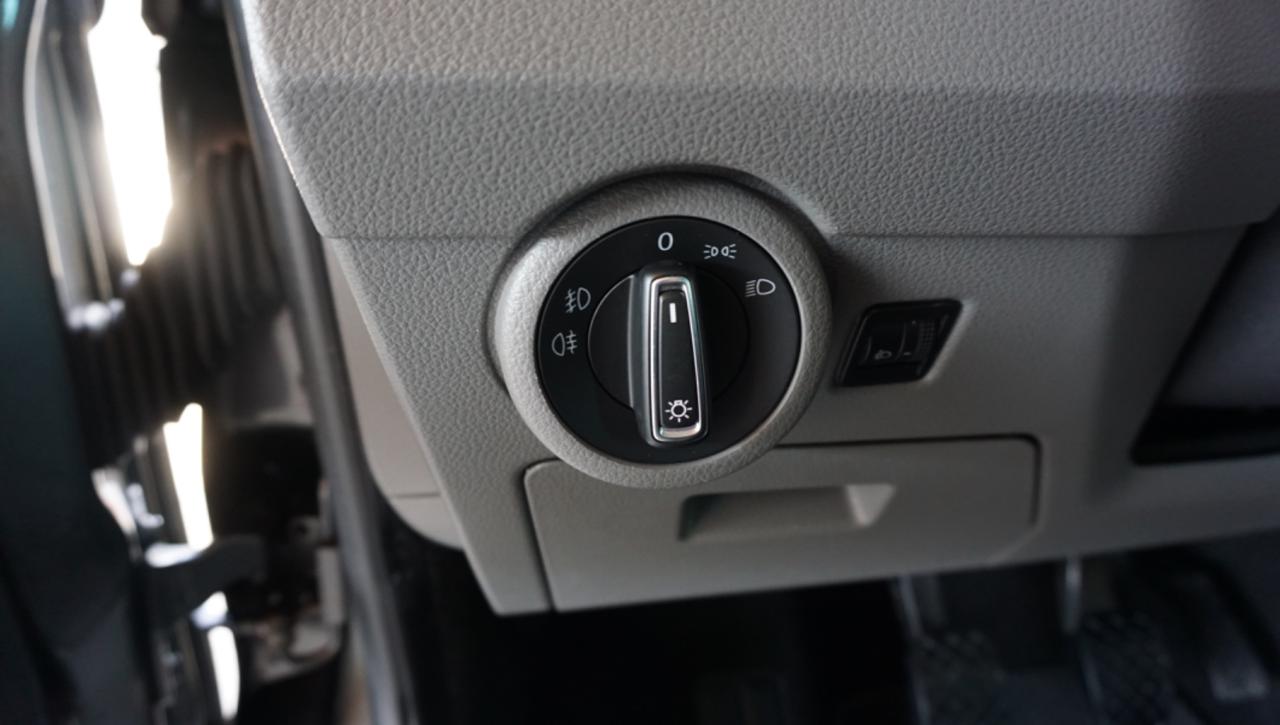 VOLKSWAGEN Caravelle 2.0 TDI 150CV PC Comfortline - 16