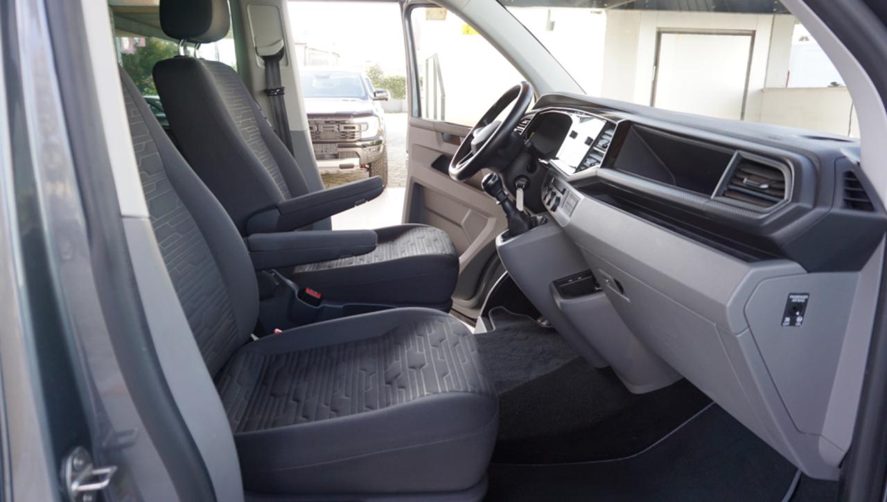 VOLKSWAGEN Caravelle 2.0 TDI 150CV PC Comfortline - 34