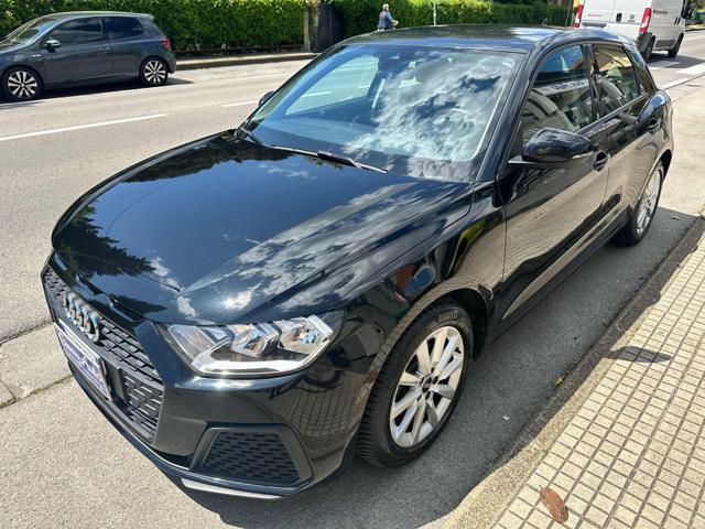 AUDI A1 Nero metallizzato