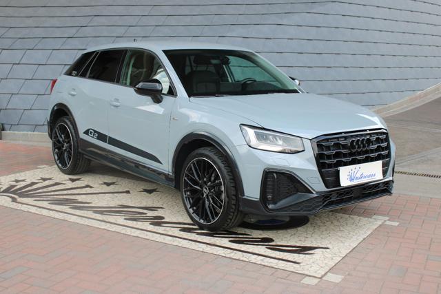AUDI Q2 Grigio pastello