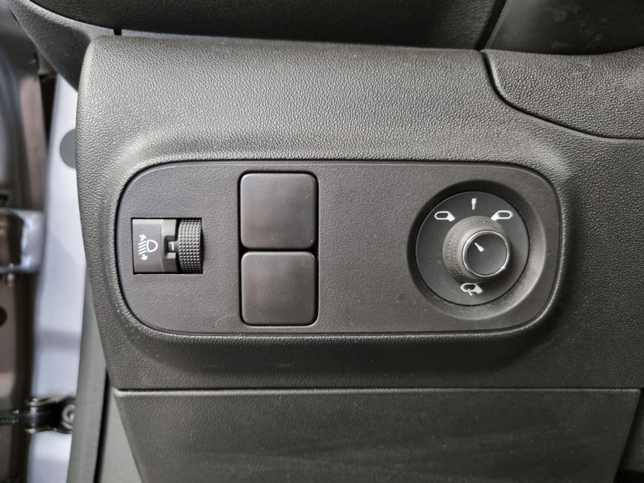 CITROEN C3 PureTech 110 S&S EAT6 Max - 26