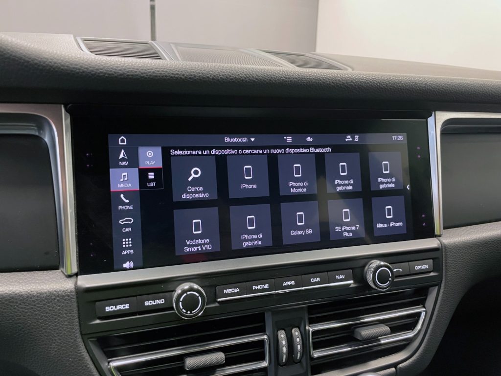 PORSCHE Macan 2.0 245cv PDK - 24
