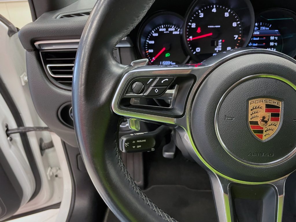 PORSCHE Macan 2.0 245cv PDK - 40