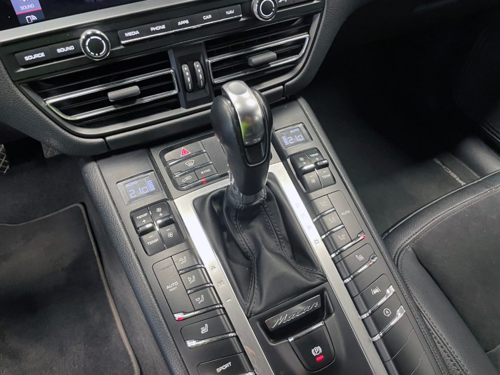 PORSCHE Macan 2.0 245cv PDK - 43
