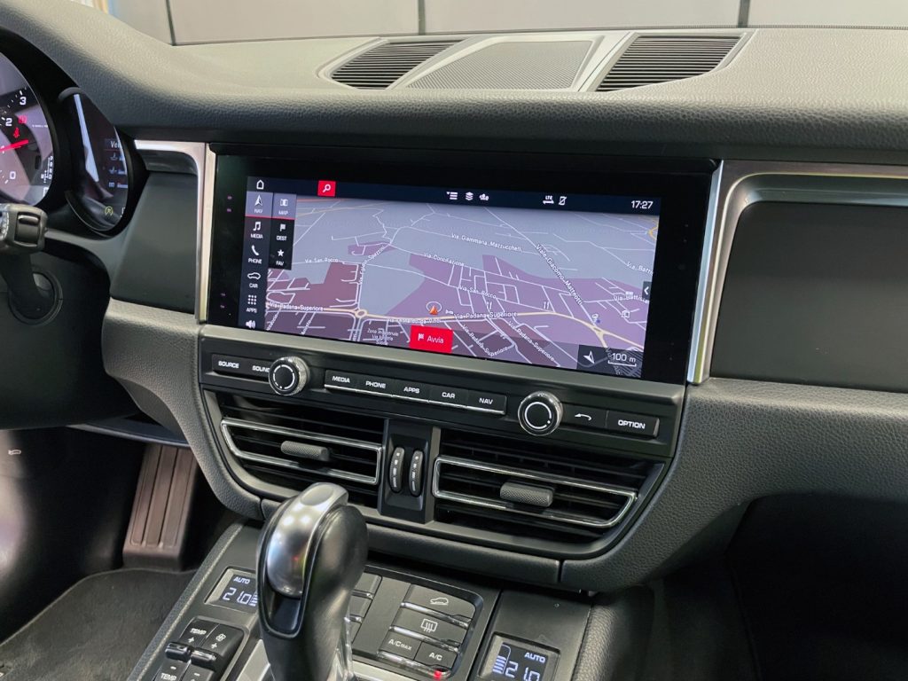 PORSCHE Macan 2.0 245cv PDK - 49