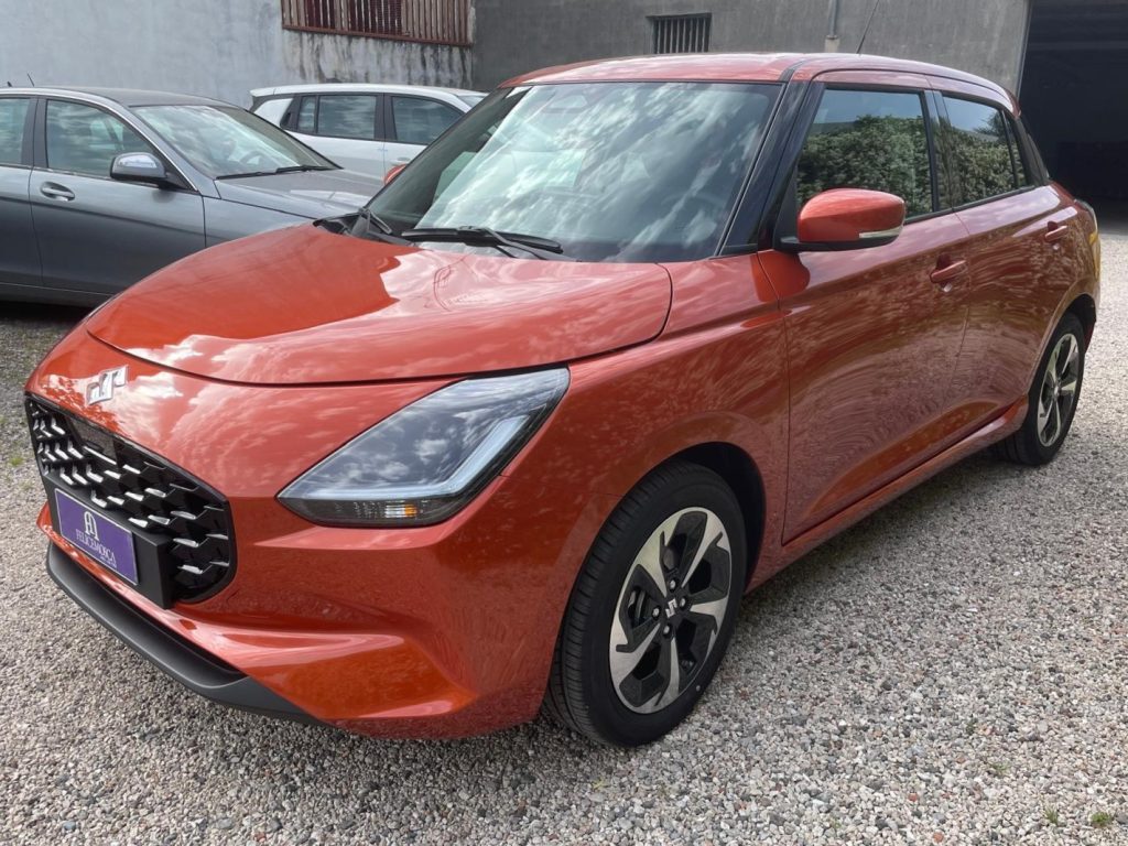 SUZUKI Swift 1.2 Hybrid 4WD AllGrip Top - 2