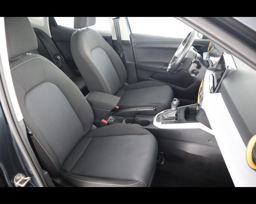 SEAT Arona 1.0 ecotsi Style 95cv - 17