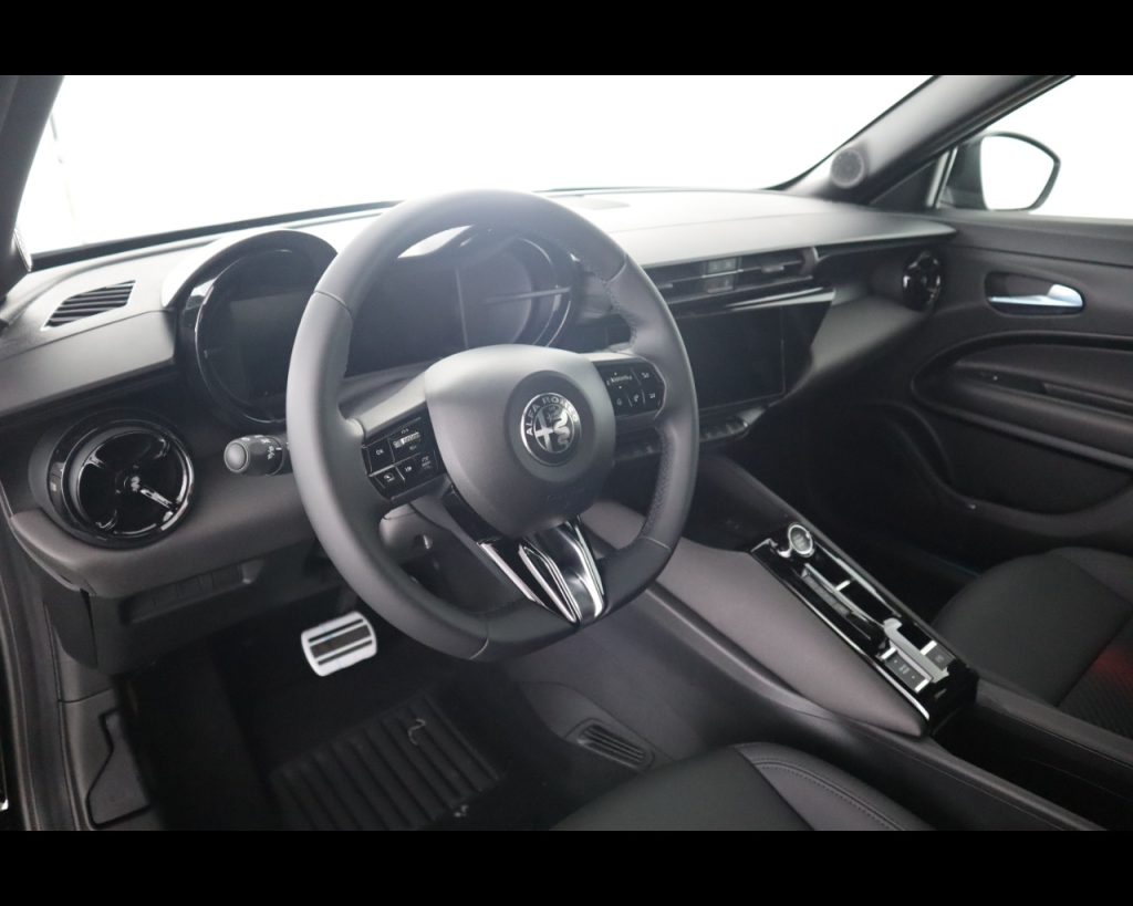 ALFA ROMEO Junior Elettrica Elettrica Speciale Bev 156cv - 115kwh - 13