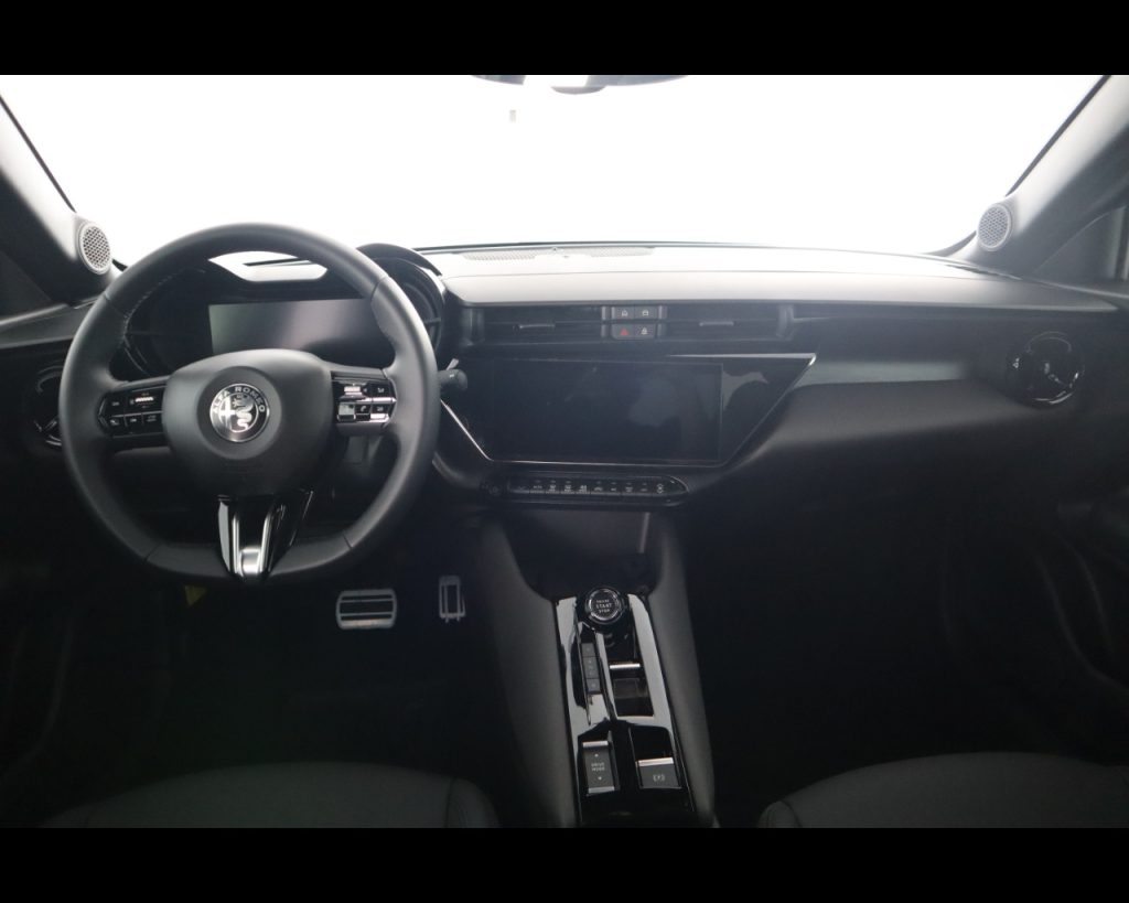 ALFA ROMEO Junior Elettrica Elettrica Speciale Bev 156cv - 115kwh - 15