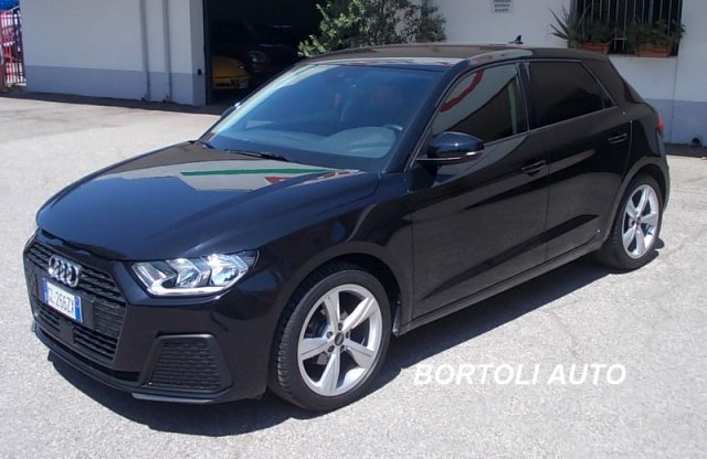 AUDI A1 Nero metallizzato