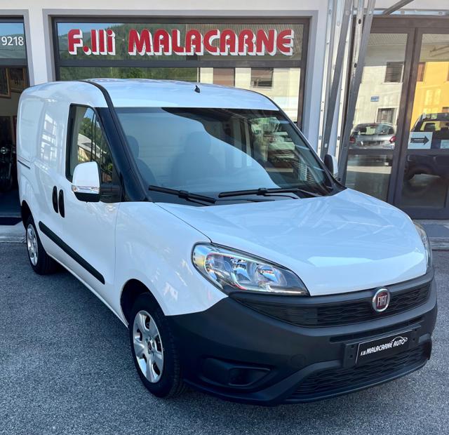 FIAT Doblo Bianco pastello