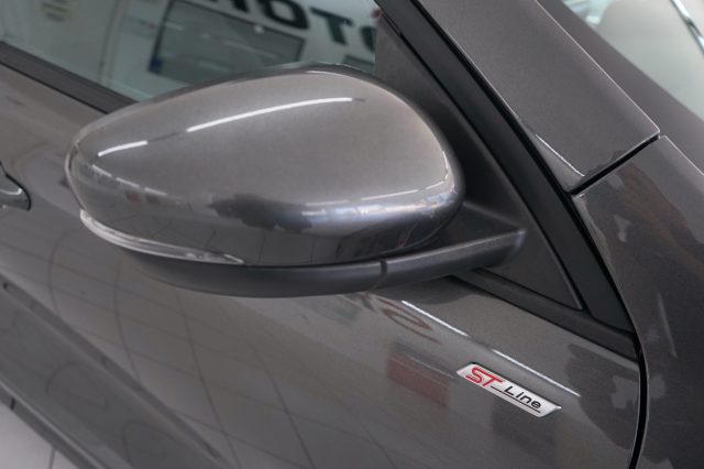 FORD Kuga 26