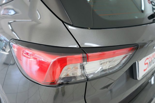 FORD Kuga 31
