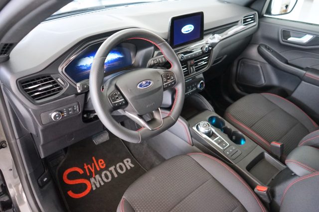 FORD Kuga 5