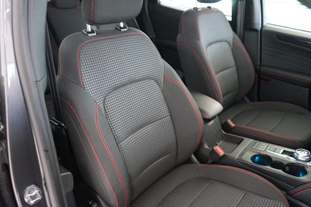 FORD Kuga 9