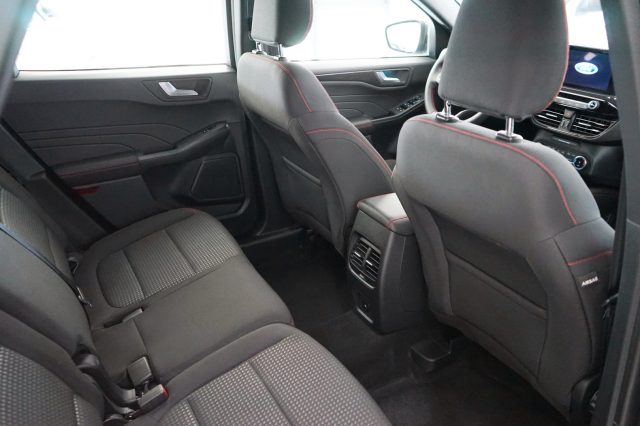 FORD Kuga 40
