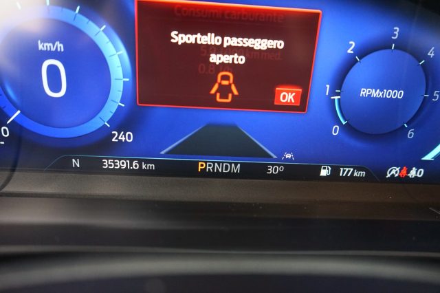 FORD Kuga 17