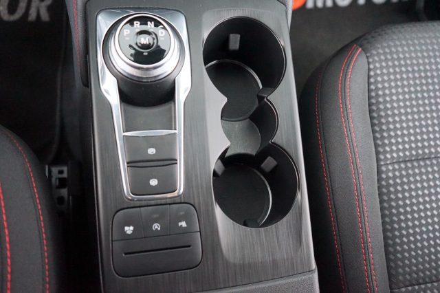 FORD Kuga 16