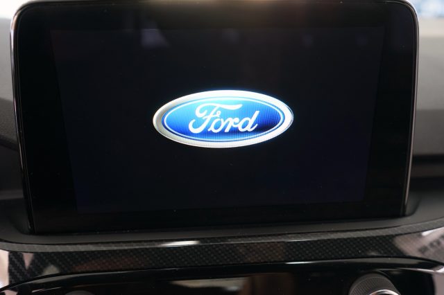 FORD Kuga 53