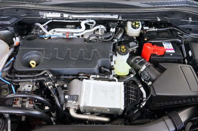 FORD Kuga 56