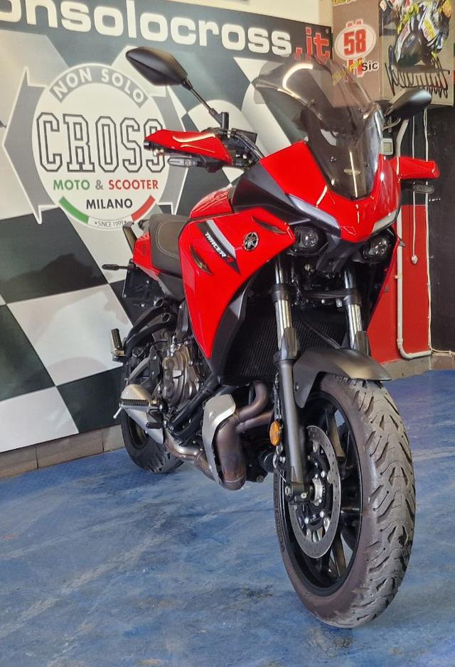 YAMAHA Tracer Rosso metallizzato