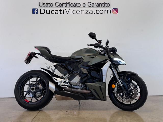 DUCATI Streetfighter Verde pastello