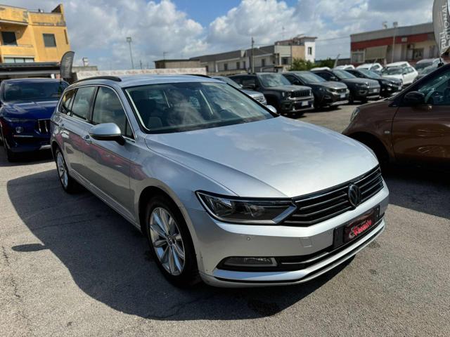 VOLKSWAGEN Passat Variant Grigio metallizzato