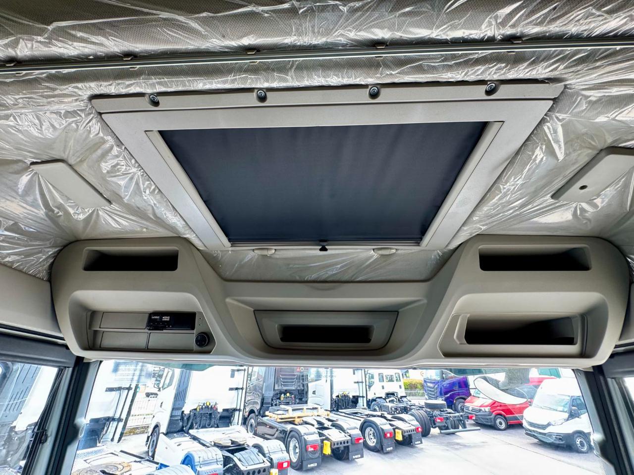 IVECO S-WAY 460 FP NATURAL POWER - 21