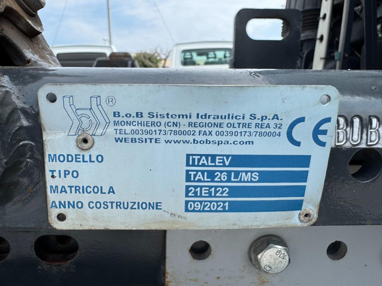 IVECO S-WAY 460 FP NATURAL POWER - 11