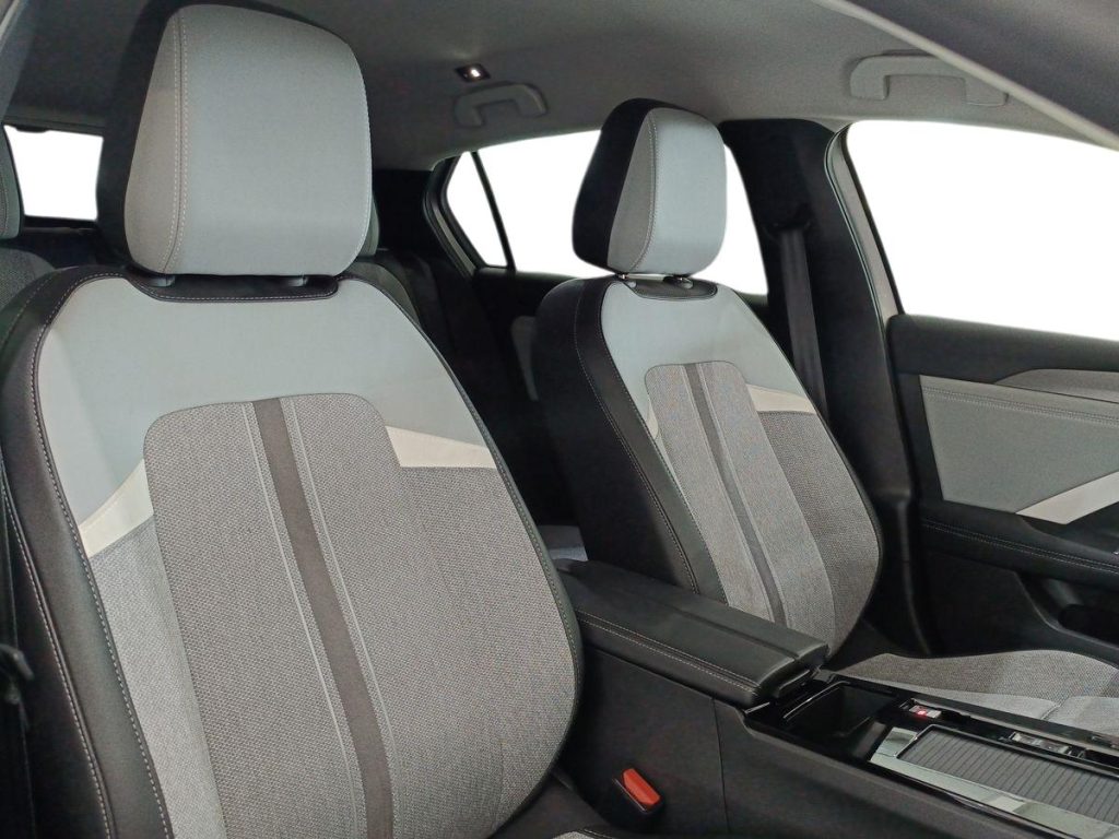 OPEL Astra 1.5 Turbo Diesel 130 CV AT8 Elegance - 10