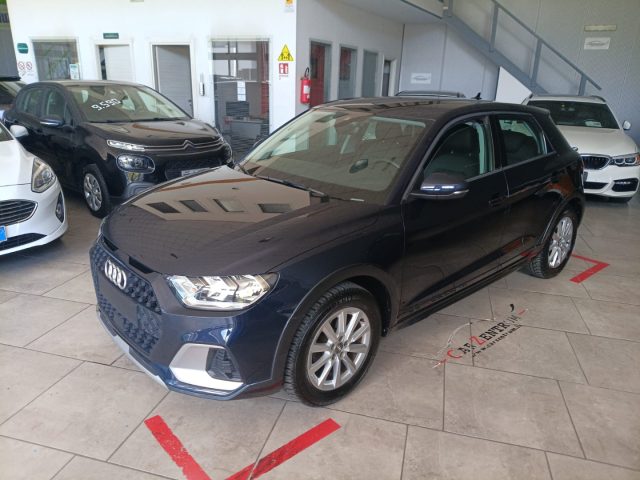 AUDI A1 Blu pastello
