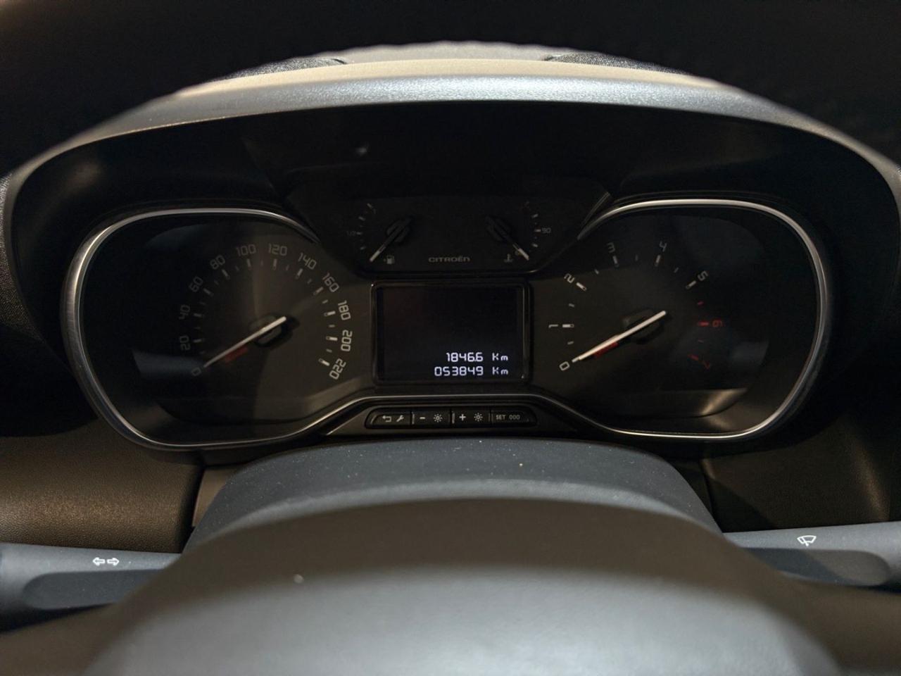 CITROEN C3 Aircross BlueHDi 110 S&S Shine Pack - 13