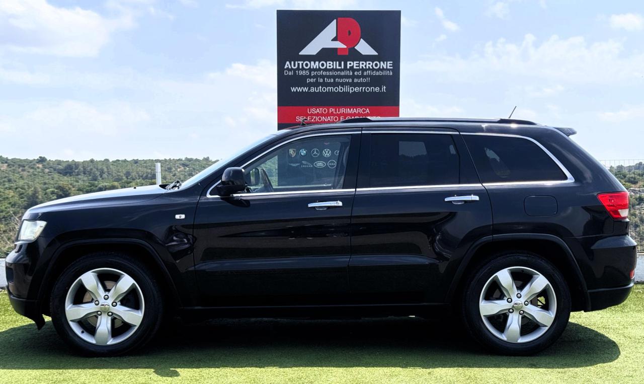 JEEP Grand Cherokee 3.0 CRD 241cv Overland (Tetto/Navi/Retro) - 4