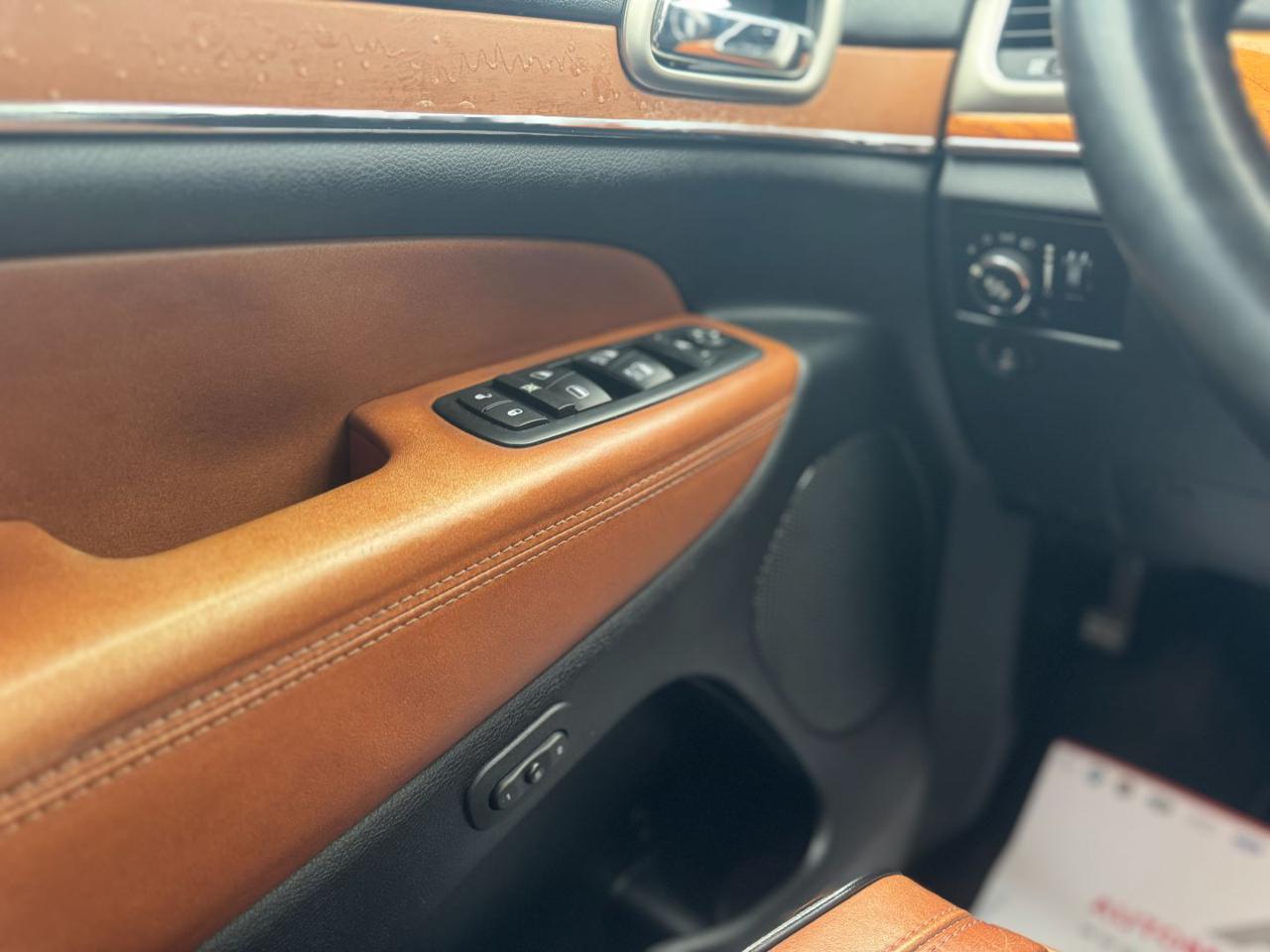 JEEP Grand Cherokee 3.0 CRD 241cv Overland (Tetto/Navi/Retro) - 26